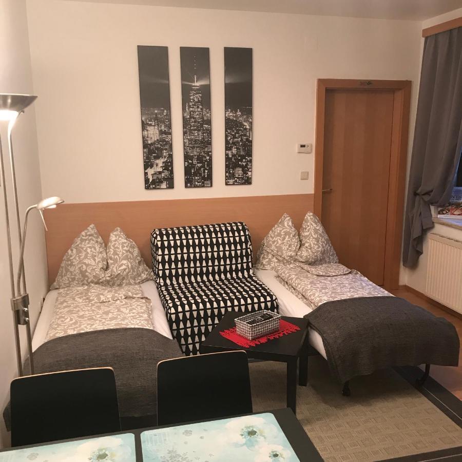 Lg Cosy Apartment Korneuburg Eksteriør billede